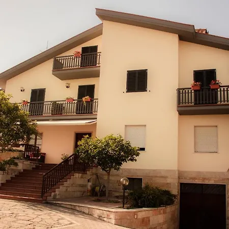 Ruberto فندق مبيت وإفطار *